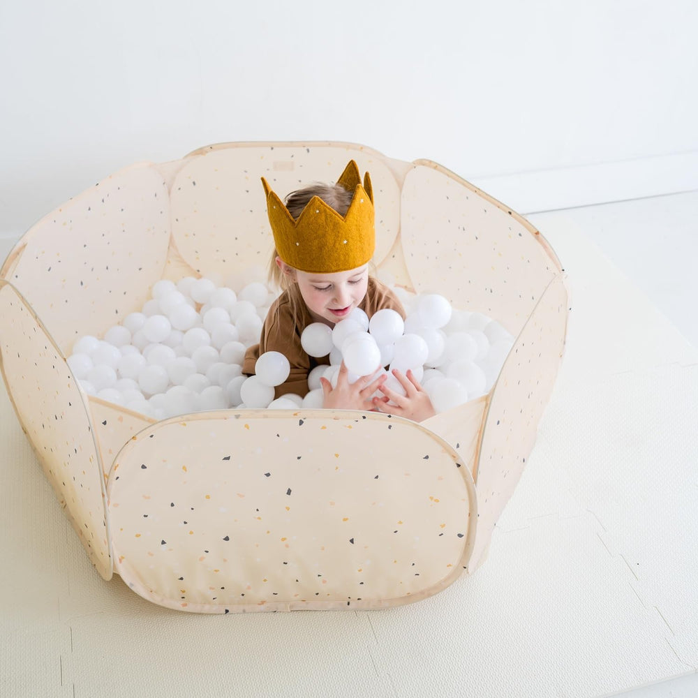 3 Sprouts soft waterproof fabric maintains shape for durable daily play.