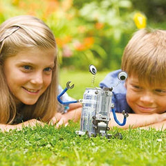 4M Tin Can Robot Kit includes clear, kid-friendly instructions.