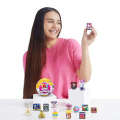 5 Surprise shopping accessories like mini money and carts
