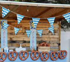 90shine double-sided pennant flags ensure vibrant visibility from both sides.