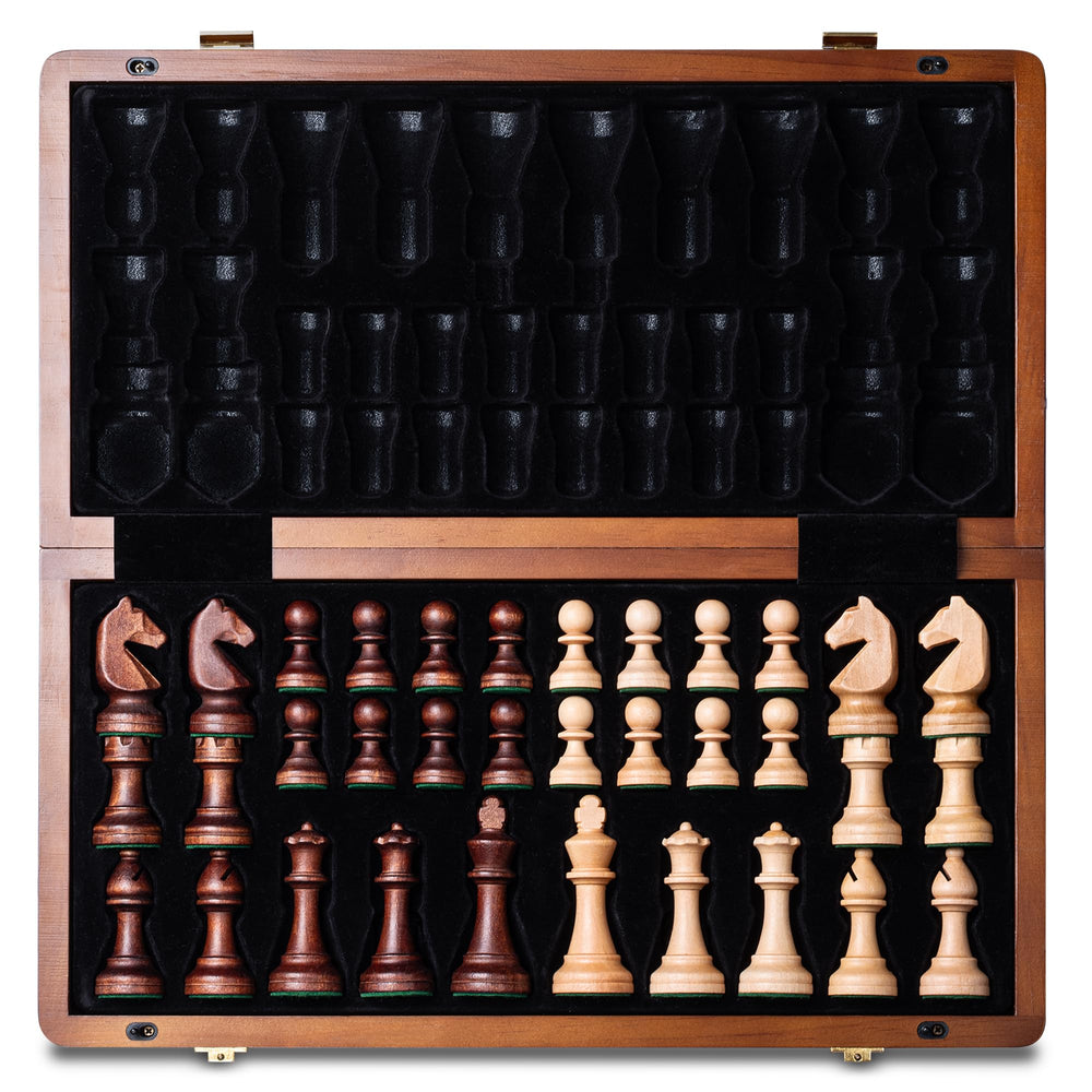 A&A folding design keeps the set portable and easy to store.