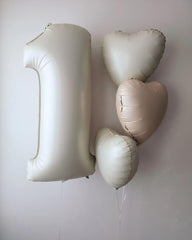 Adorely wedding and anniversary decor accents elevate centerpieces.