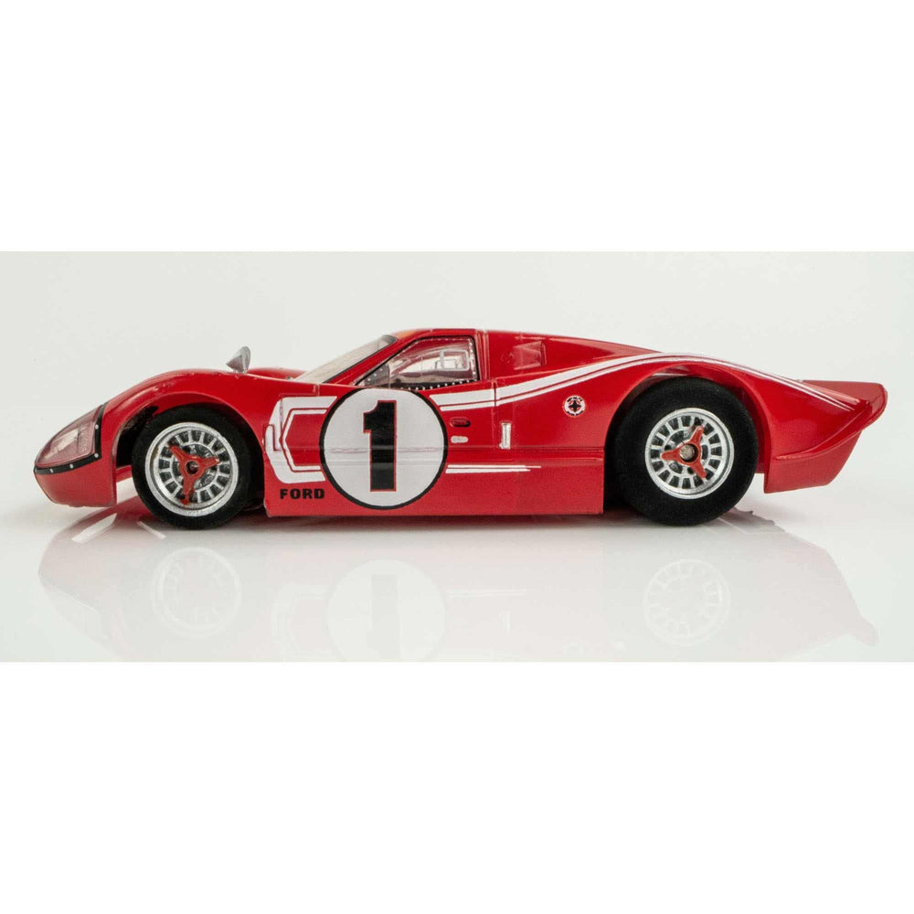 AFX Ford GT40 MkIV #1 graphics close-up captures authentic race livery for dioramas