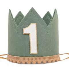 Agvgaza Wild One crown in forest green, perfect photo prop for first birthday.