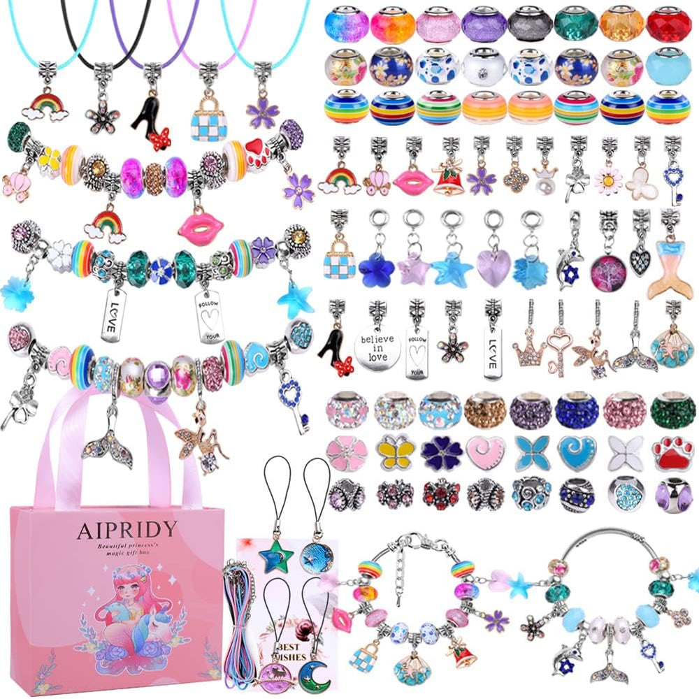 AIPRIDY storage box and greeting card keeps accessories organized.