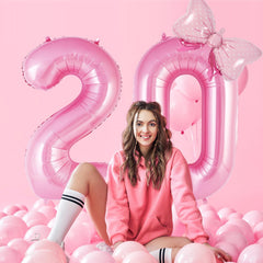 AIQINHU 40 inch pink number balloon in kid-friendly party room