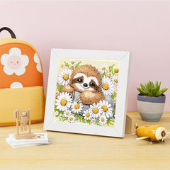 Kit includes two diamond-painting pens and a tray for effortless crafting.