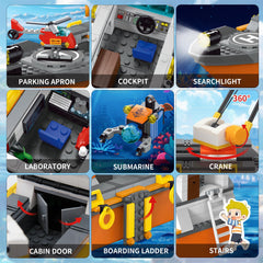 AKWME City Ocean Explorer shark cage adds thrilling safe-play elements.