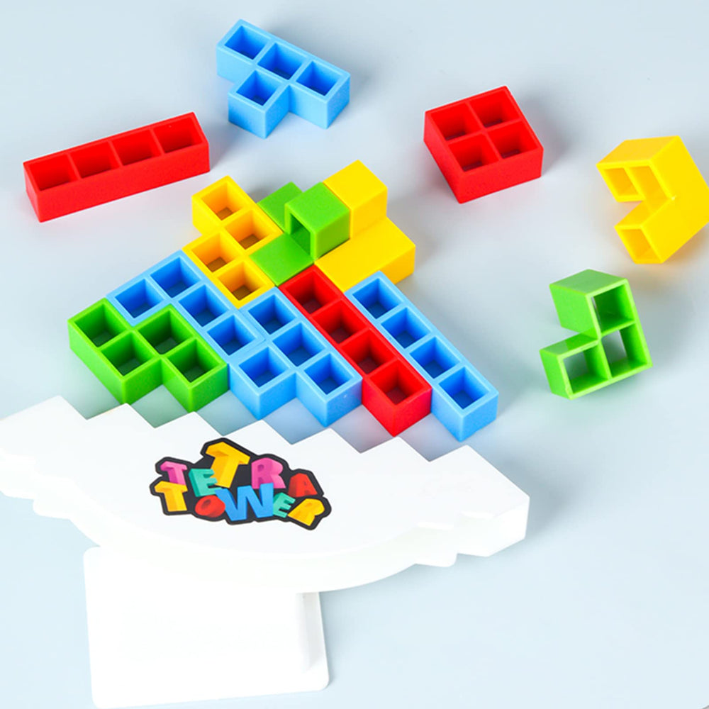 Family party play scene with ALKISTA blocks and base