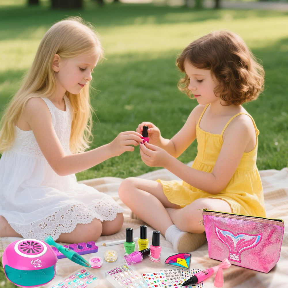Amagoing pink makeup bag for storing tools and polish