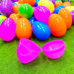 AMENON cyan Easter egg with fillable interior for treats and small toys