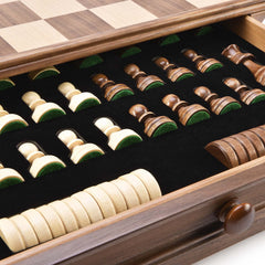 Includes two extra queens for flexible game options