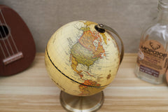 Ideal educational tool for kids to discover capitals and major cities