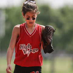 Anteer easy-to-use eye black stickers apply quickly with skin prep.