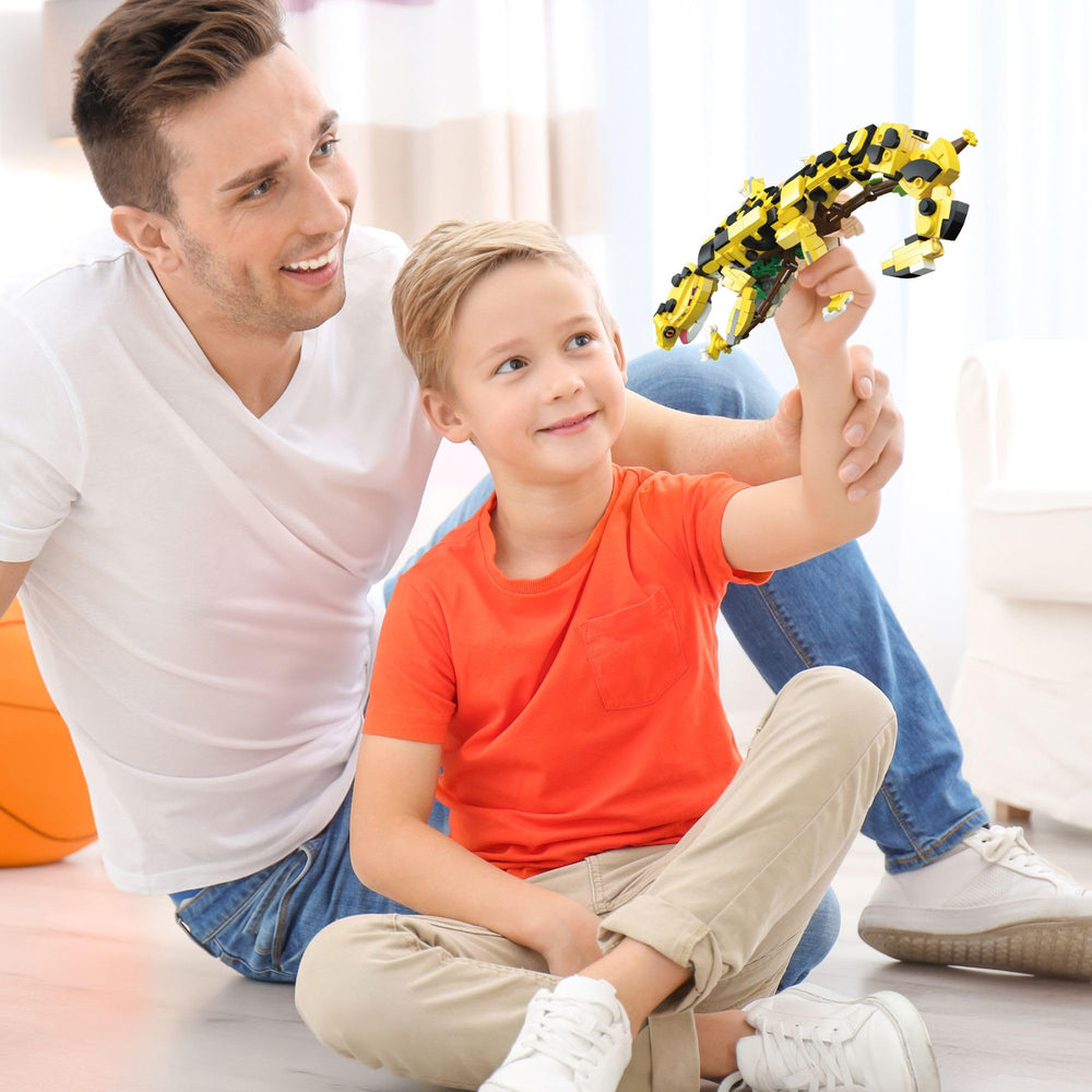 apcute Eco-friendly ABS plastic construction emphasizes safe building for kids' projects.