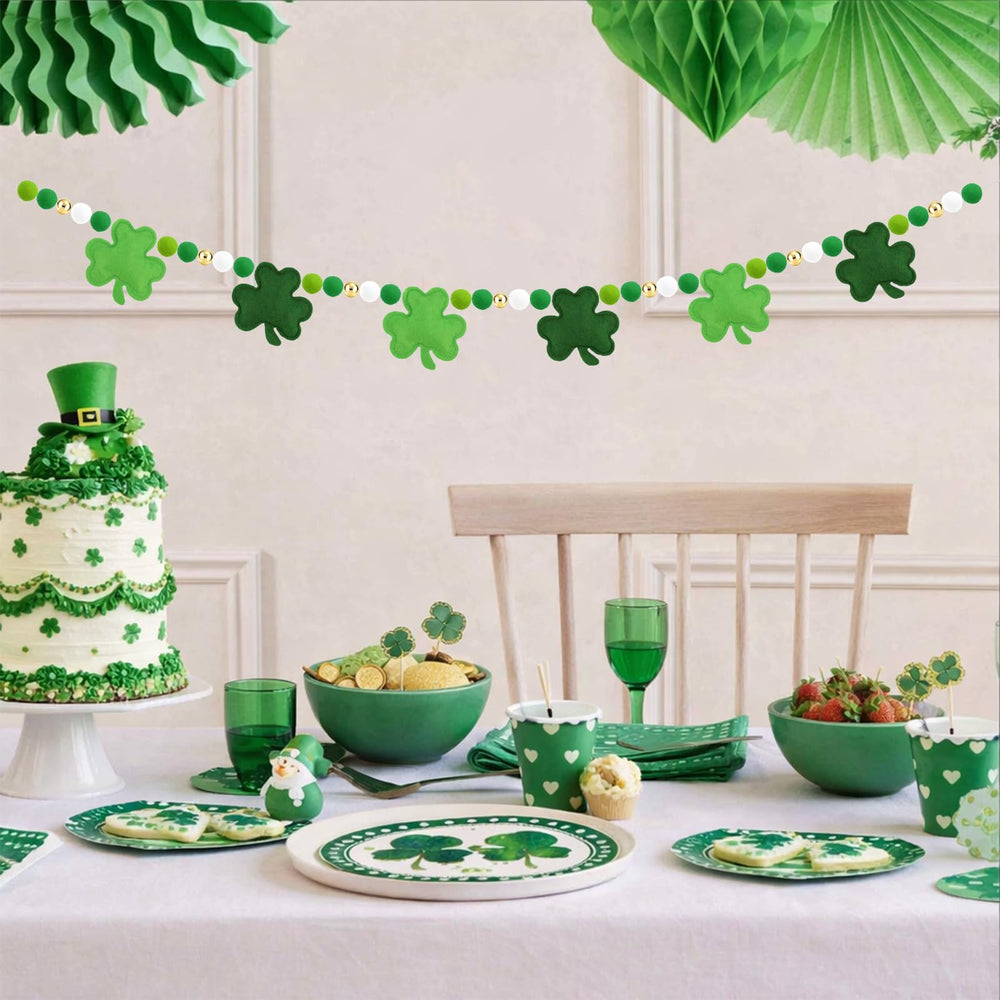 Arosche mantle decoration ideal for dessert tables and fireplaces.