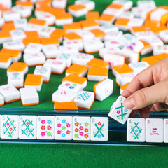 Arrowbash standard 1.2-inch tiles offer comfortable handling during shuffles.