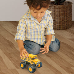 ArtCreativity bus with big wheels for smooth rolling