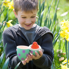 ArtCreativity neon chick toys promote calm focus and playful exploration.