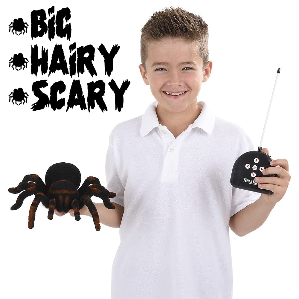 ArtCreativity spider with soft furry texture for realism.