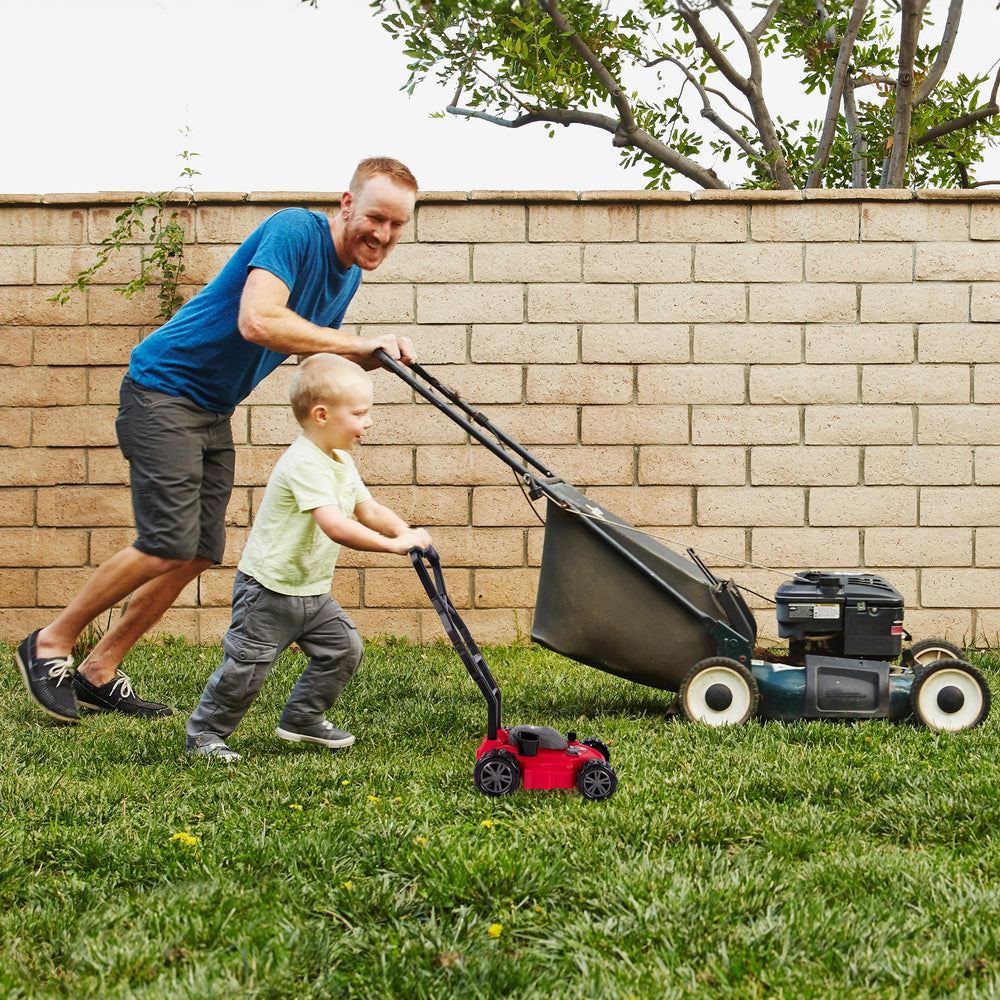 ArtCreativity durable-plastic build withstands energetic outdoor use.
