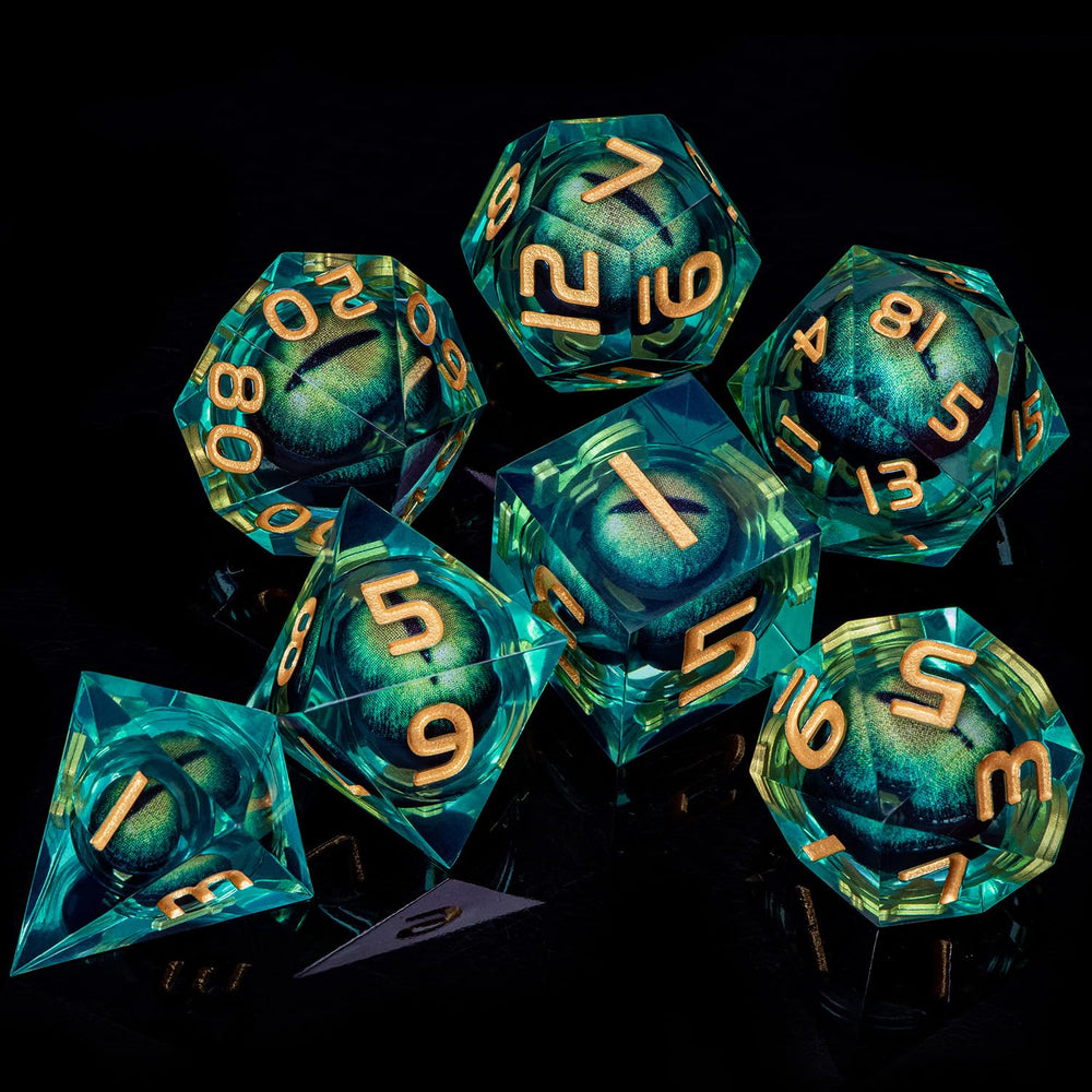 ARUOHHA DND resin dice D12 close-up with balanced weight