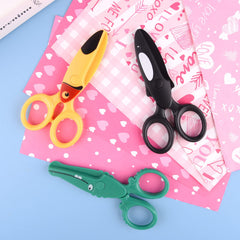 Crocodile design inspires imaginative play while practicing precise snips with ASTARON
