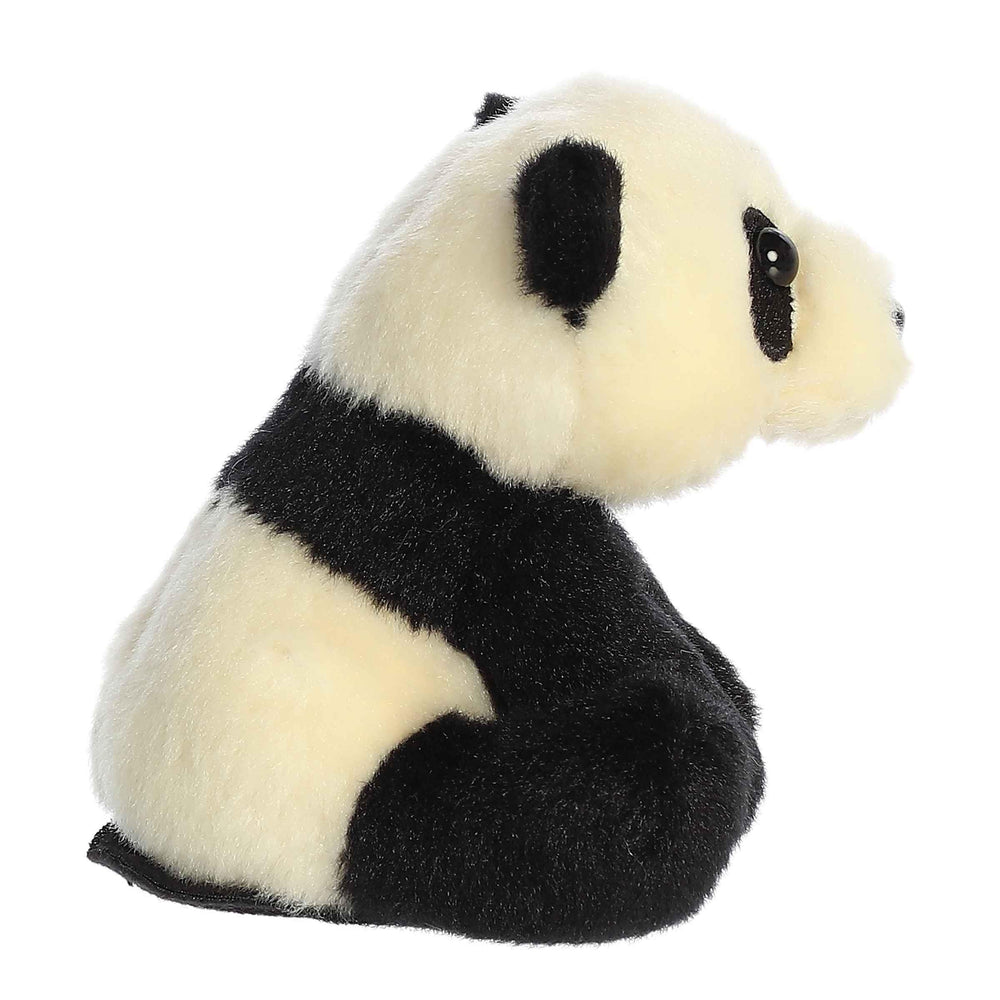 Aurora Adorable Shoulderkins Min Panda compact size easy to carry on adventures.