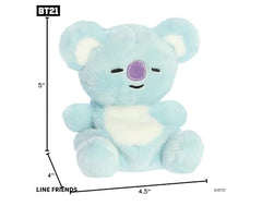 Aurora KOYA Palm Pals face detail enhances collectibility and charm.