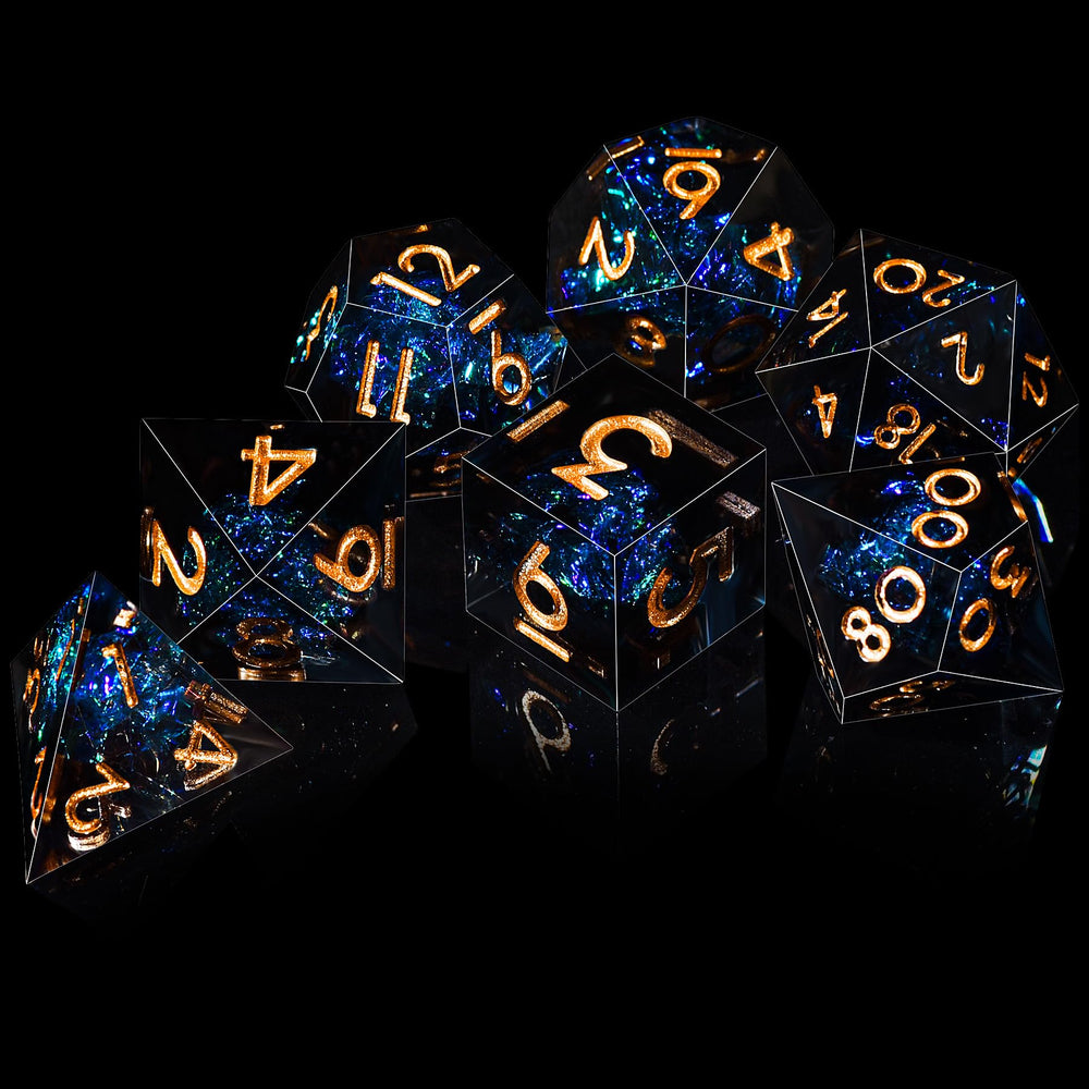 Natural resin dice by AUSTOR with sturdy, smooth feel