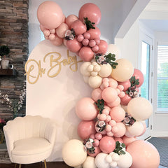 Awenztech balloons inflated with air or helium for versatility.