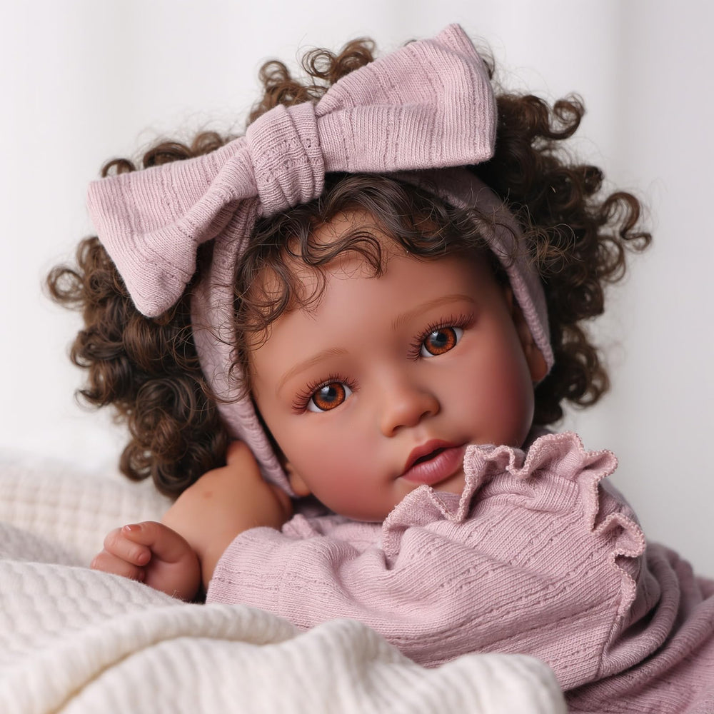 BABESIDE Callie 20-inch doll hair details for easy styling and daily dress-up.