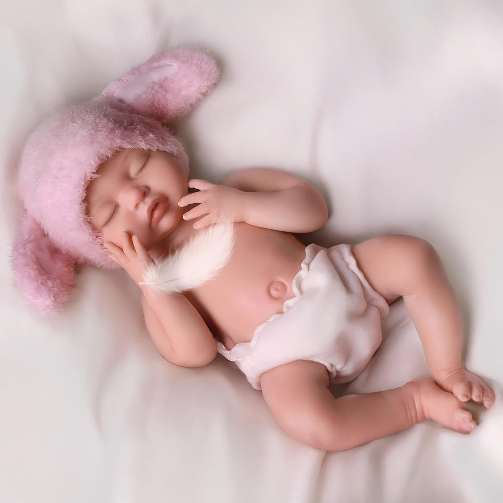 BABESIDE lifelike sleeping expression enhances soothing role-play and bedtime stories.