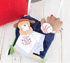Travel hook attaches to strollers and car seats for on-the-go fun.
