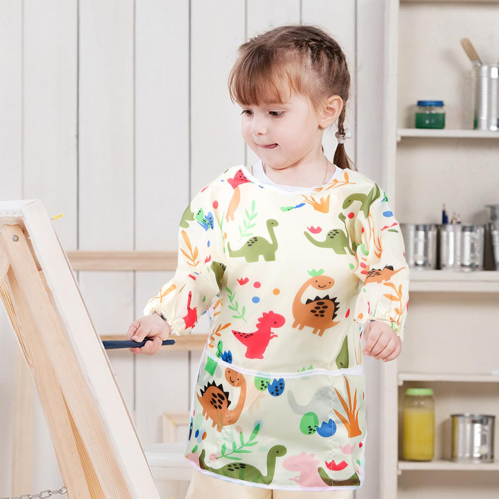 BAHABY easy-clean design wipes down quickly after art time.