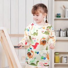 BAHABY easy-clean design wipes down quickly after art time.