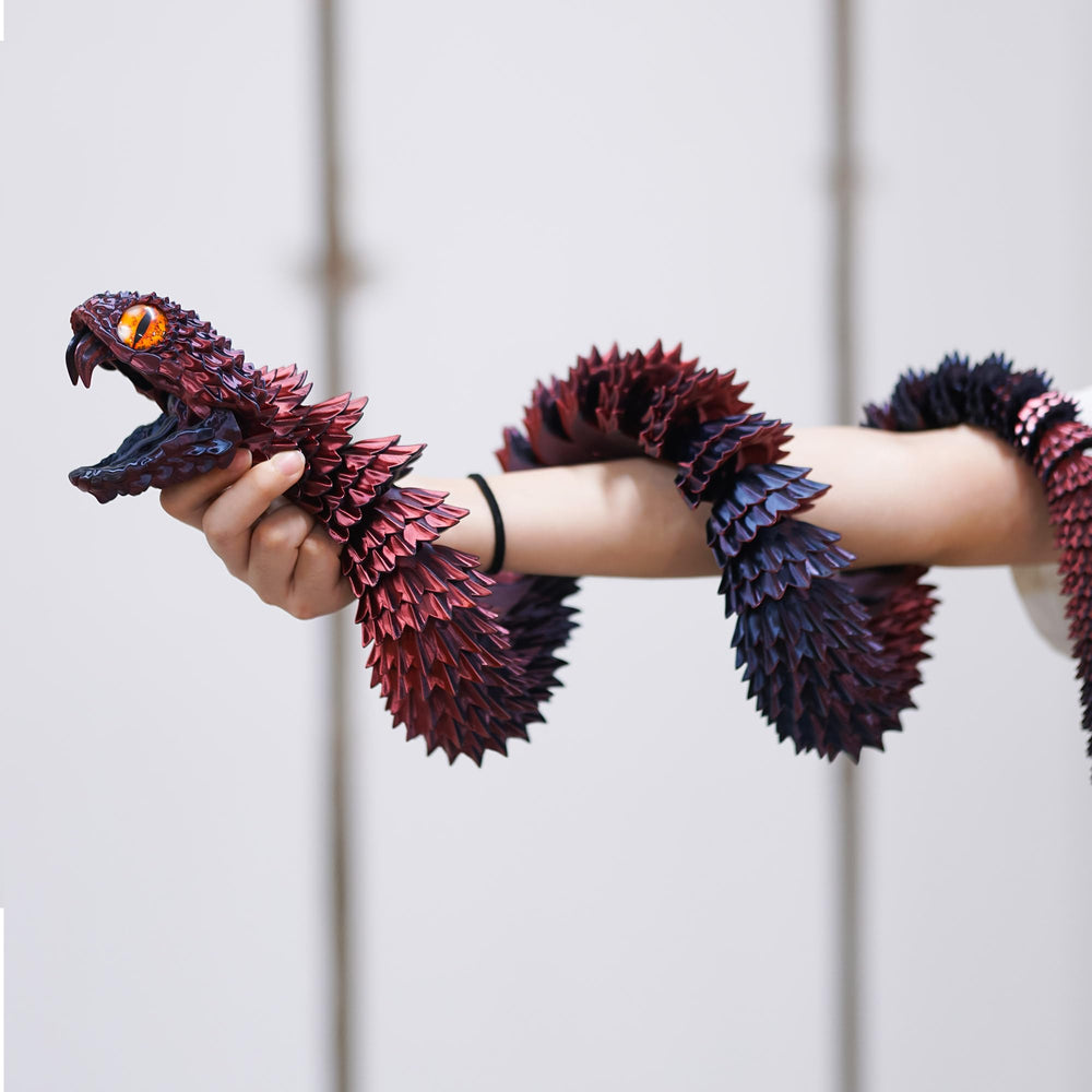 BANPIWOLG snake model car dashboard display adds whimsy.