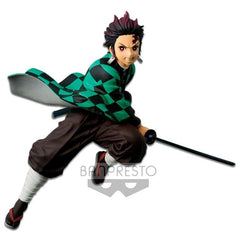 Banpresto Demon Slayer Tanjiro close-up with sword swing detail