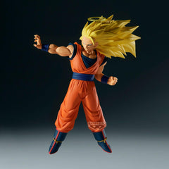 Banpresto Dragon Ball Z SSJ3 Goku vs Majin Buu, side view for shelf styling.