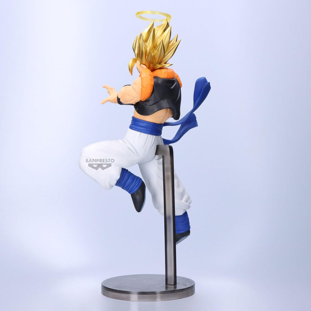 Base and stand provide stable support for shelves.
