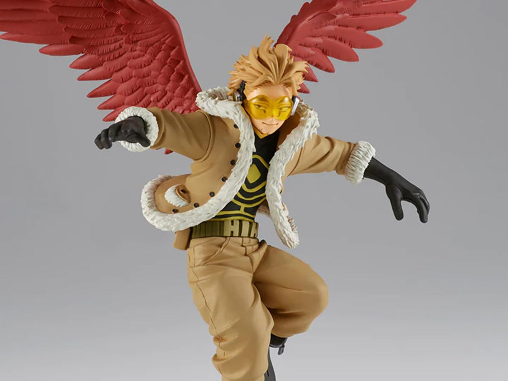 Hawks wings detail shows feather articulation for dramatic display