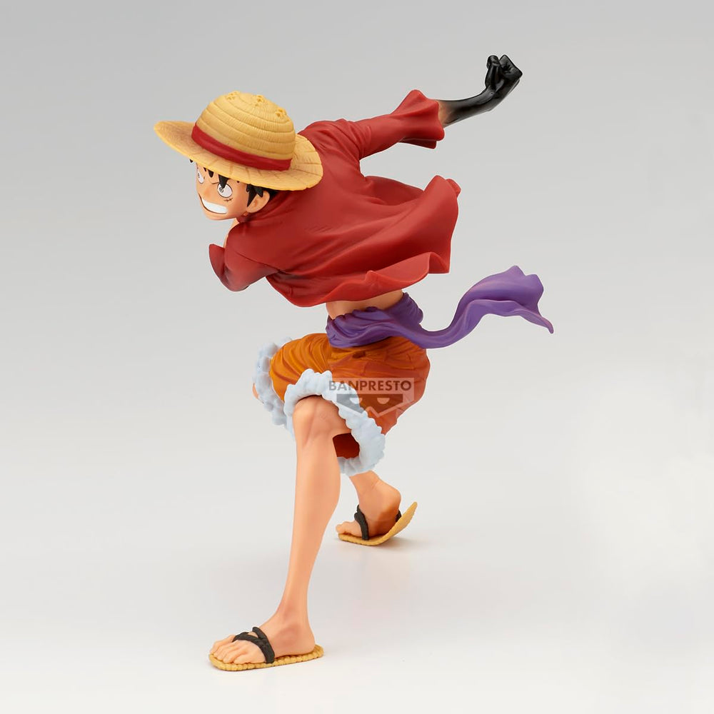 Banpresto Maximatic Monkey D. Luffy Special (A) on display with other Banpresto figures