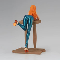 Banpresto Nami Special Ver. A, compact 5.9-inch figure suitable for tight shelves.