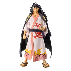 Official Bandai Namco label on box confirms licensed display piece.