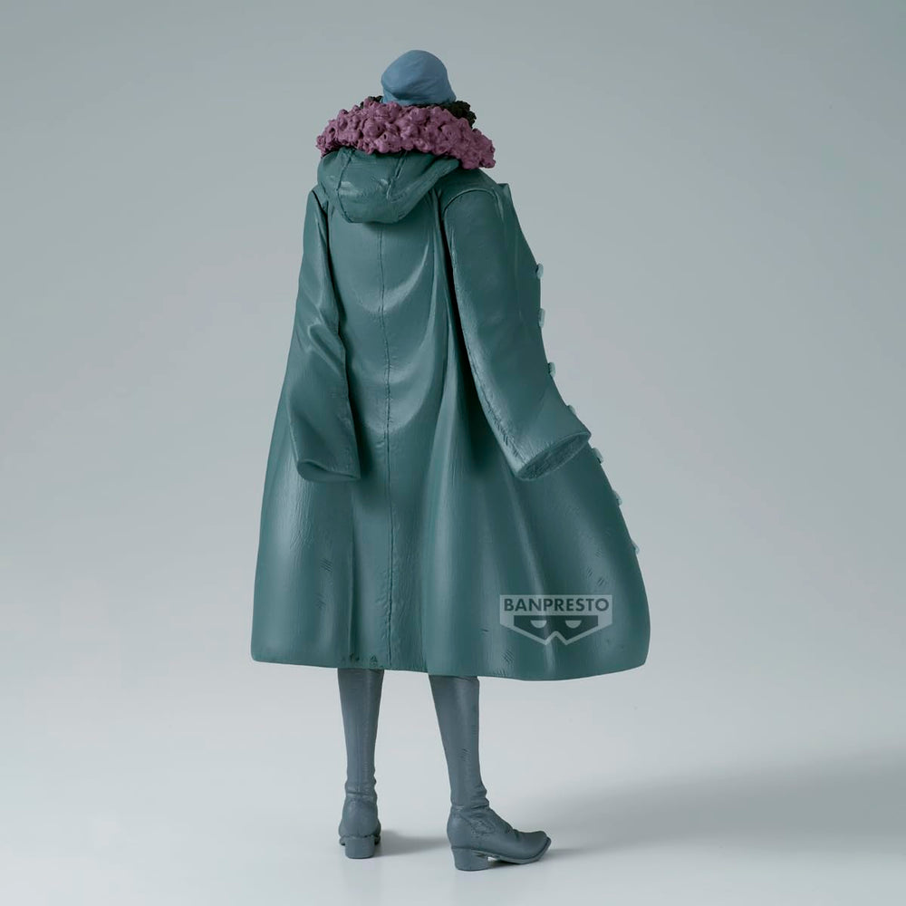 Banpresto Kuzan figure displayed on a stand, ready for display setup.