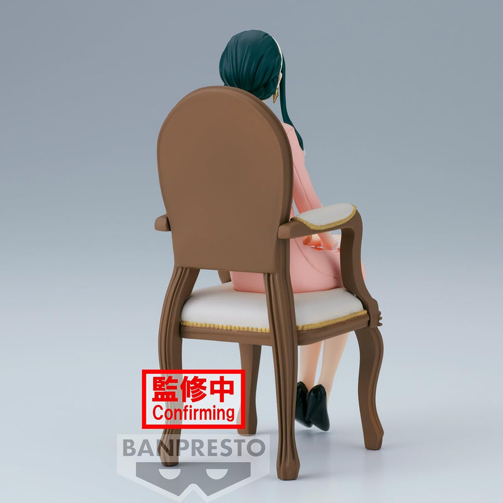 Banpresto Yor Forger official license label guarantees authenticity.