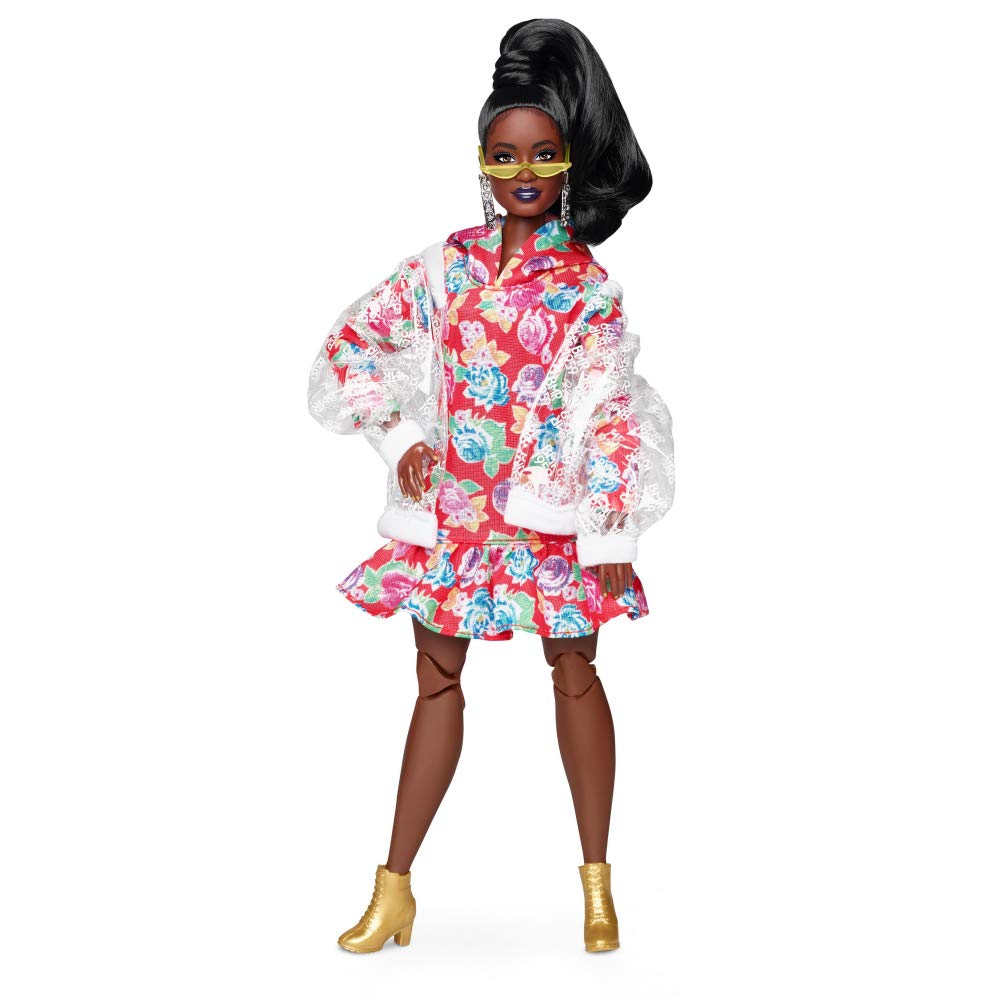 Barbie BMR1959 floral hoodie dress for stylish streetwear inspiration and display