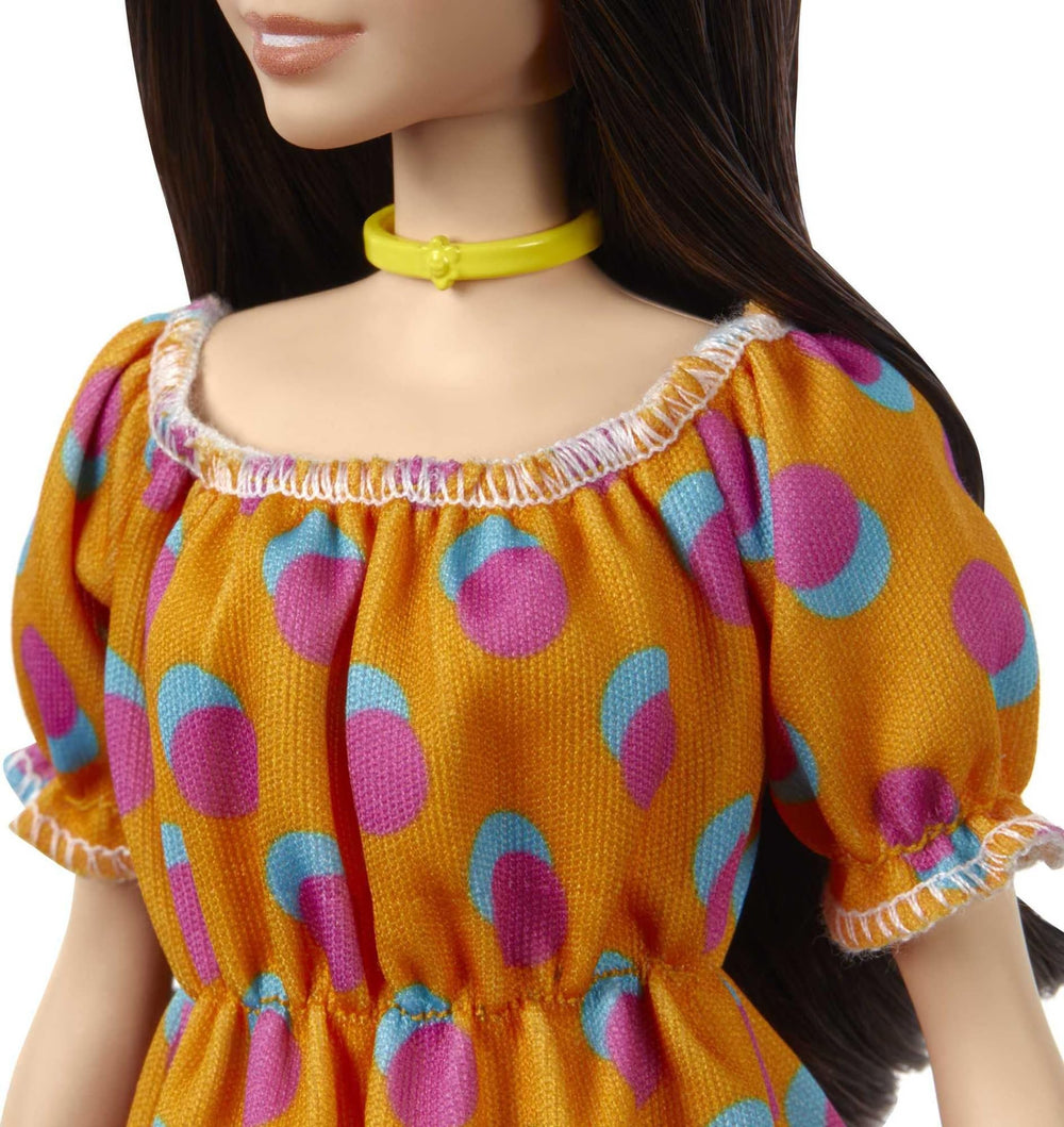 Barbie Fashionistas bag doubles as a cross-body purse for on-the-go play.