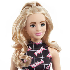 Barbie Fashionistas #202: pink fanny pack adds portable storage for on-the-go play.