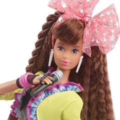 Barbie Rewind 80s Edition features fishnet anklet socks for nostalgic styling and display.